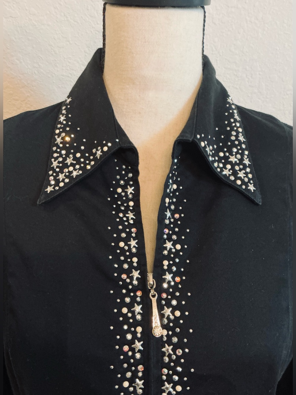 CHRISTINE ALEXANDER Studded Collar & Zip-Front Fitted Blazer in Black, Sz Medium